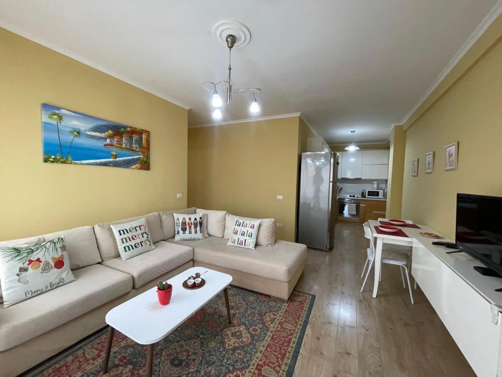Ergi'S Host Apartment ติรานา ภายนอก รูปภาพ